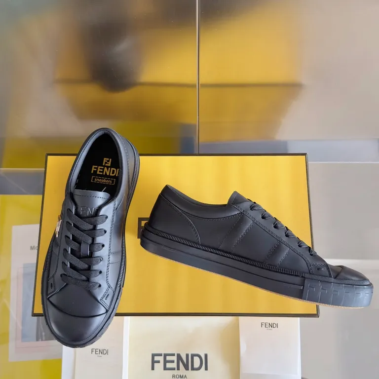 Fendi Shoe 